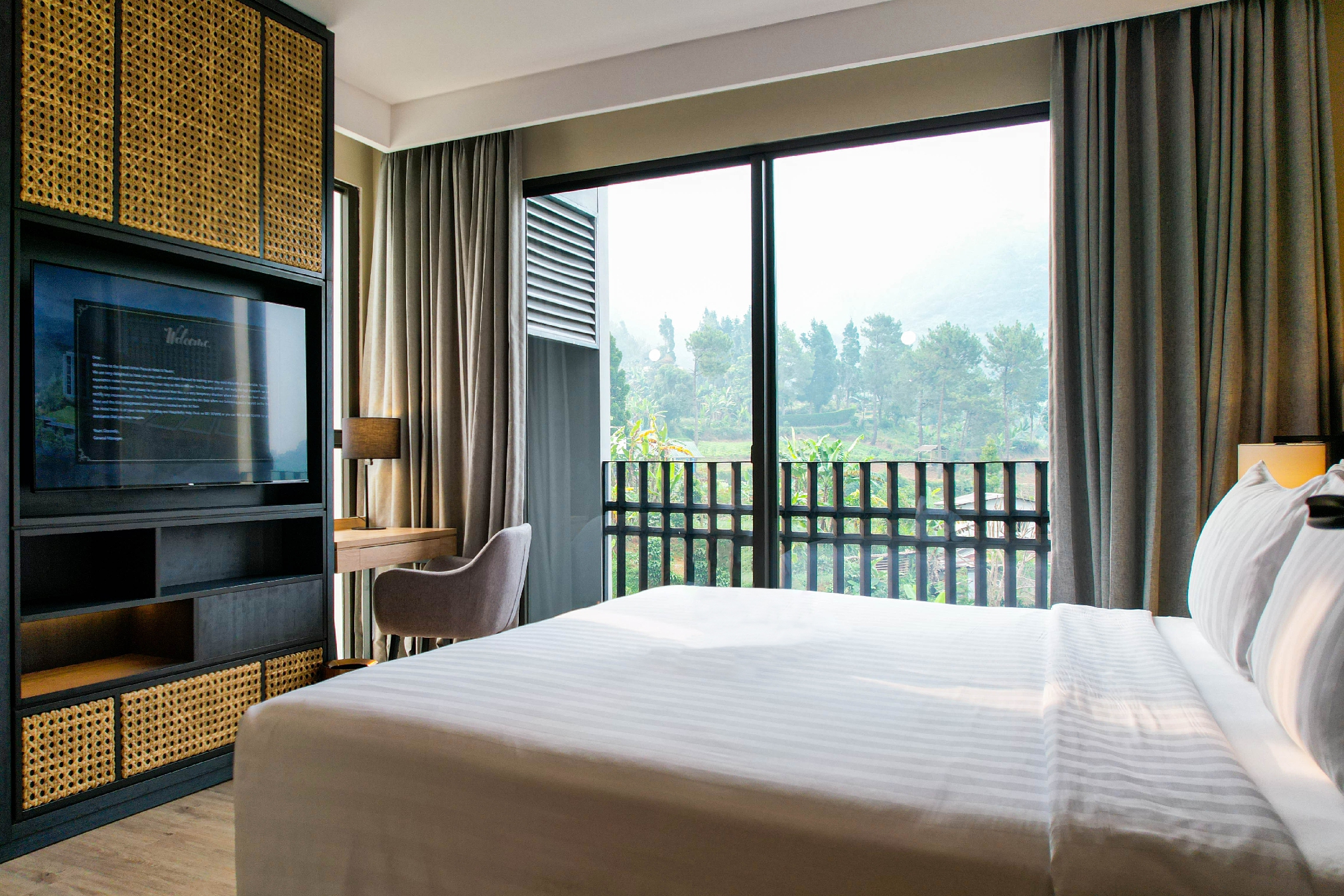 kamar hotel view alam